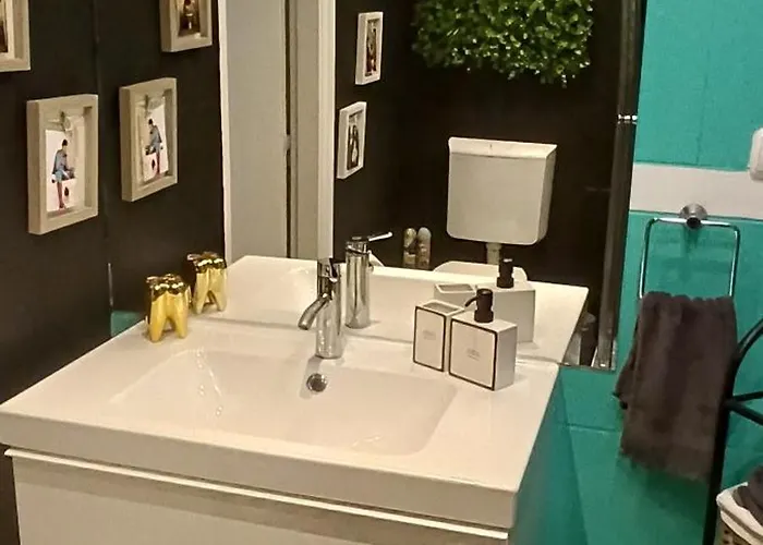 Amina's * בודפשט