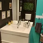 Amina's * Budapest