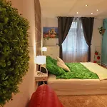 Amina's Budapest